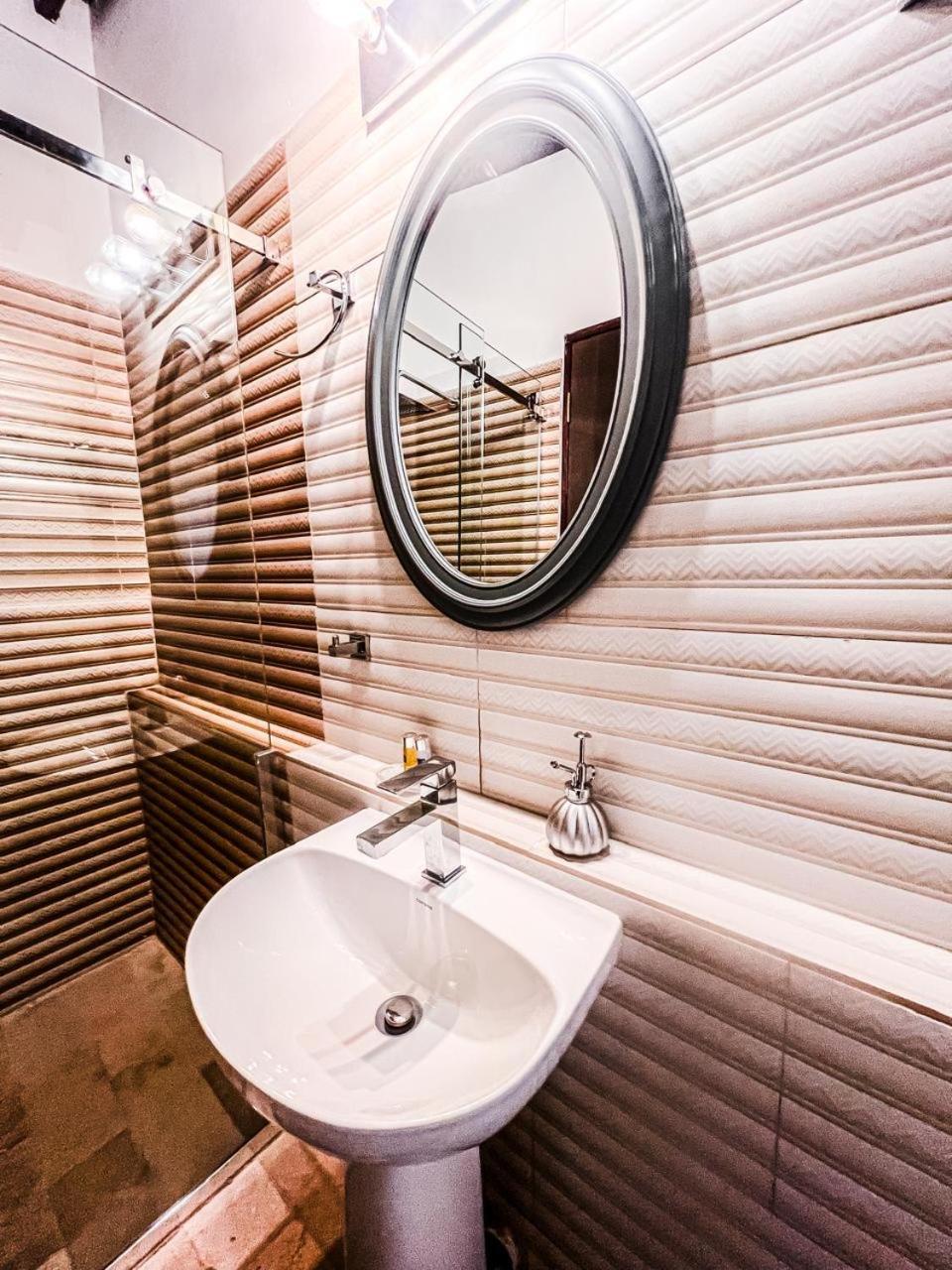 Orho Hotel Boutique Panama Tocumen Airport Free Shuttle Highway Round Trip 15 Minuts Room photo